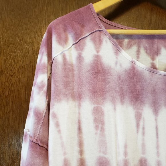 GreenTea Tie Dye Top - Picture 2 of 8